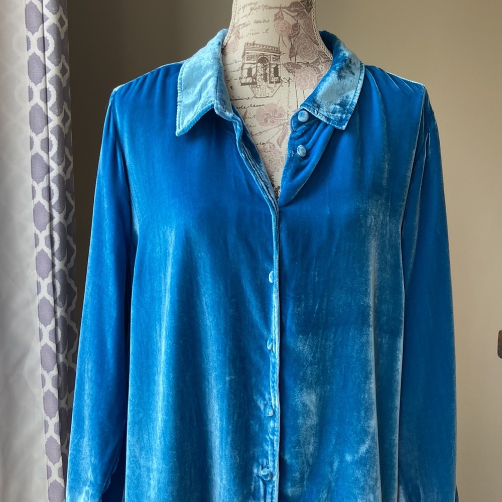 Soft Surroundings Icon Silk Velvour Poets Tunic Button Front Shirt - Picture 6 of 12